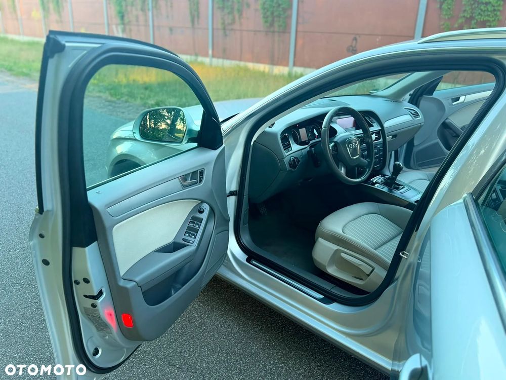 Audi A4 Avant 1.8 TFSI Ambiente - 21
