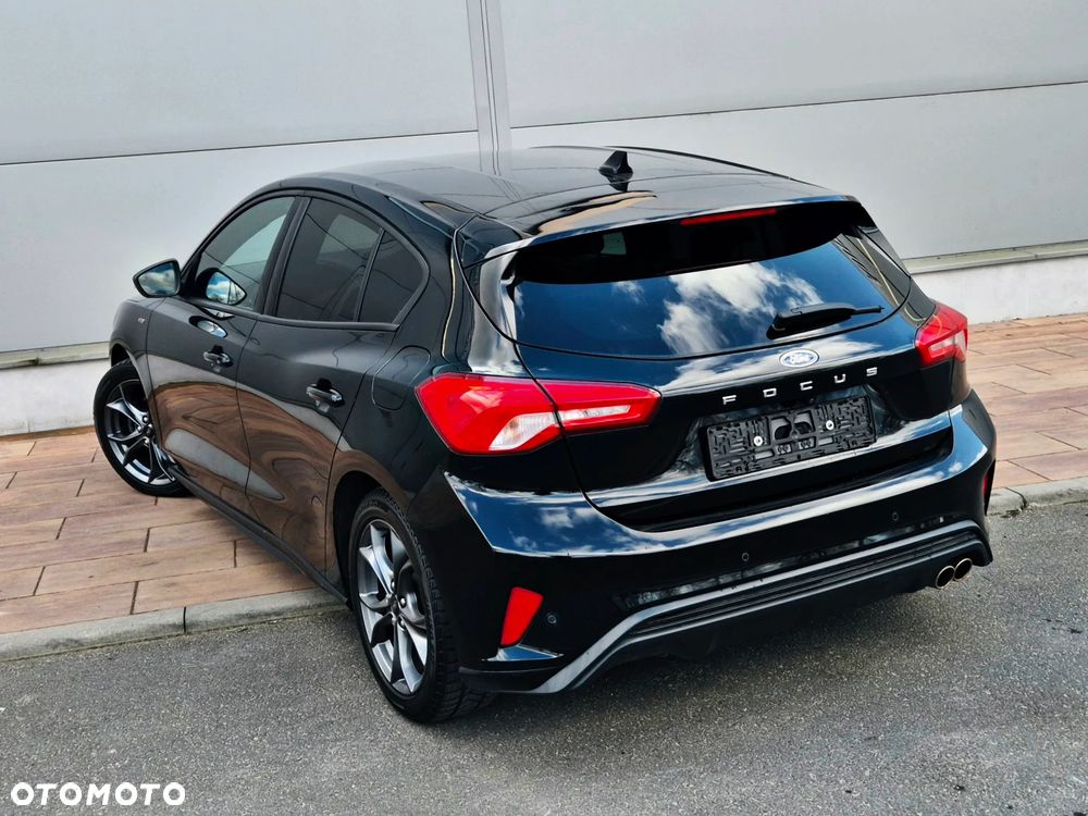Ford Focus 1.5 EcoBoost ST-Line - 14