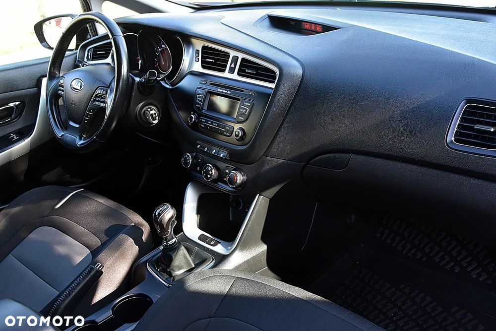 Kia Ceed 1.6 CRDi L - 21