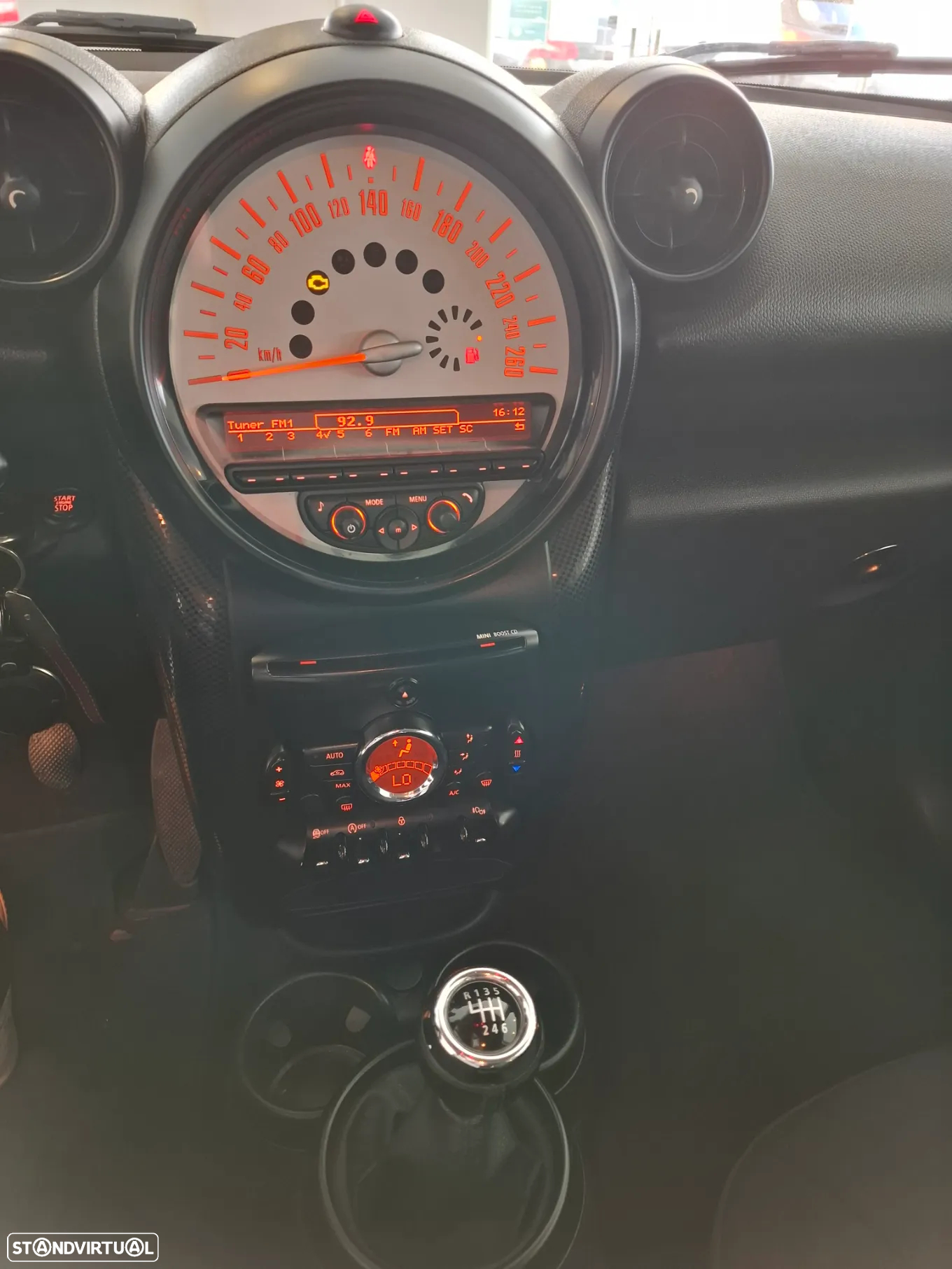 MINI Countryman One D - 9