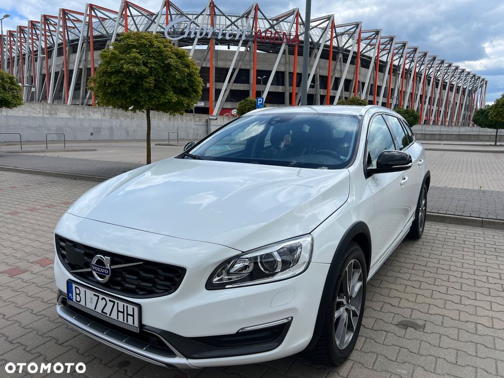 Volvo V60 Cross Country D4 AWD Summum - 33