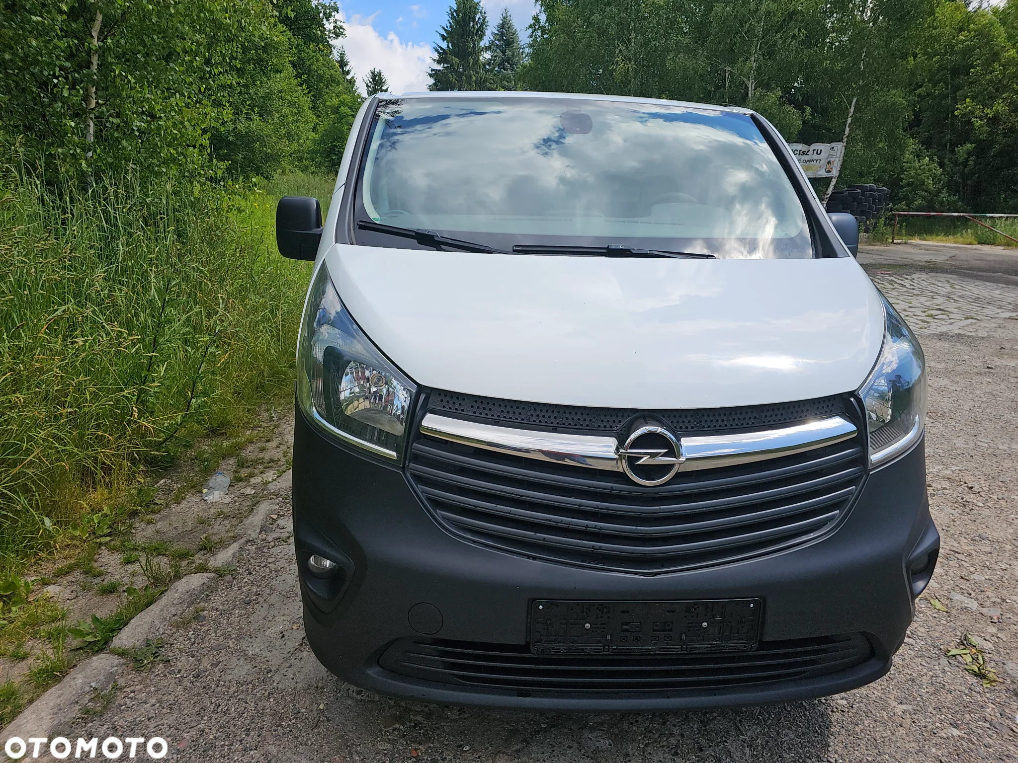 Opel Vivaro - 9