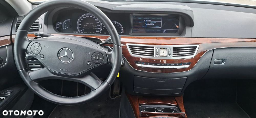 Mercedes-Benz Klasa S 350 CDI DPF 7G-TRONIC BlueEFFICIENCY - 13