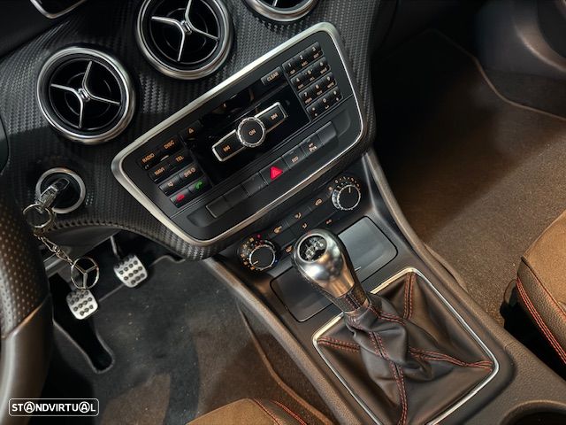 Mercedes-Benz A 180 CDI BE AMG Line - 11