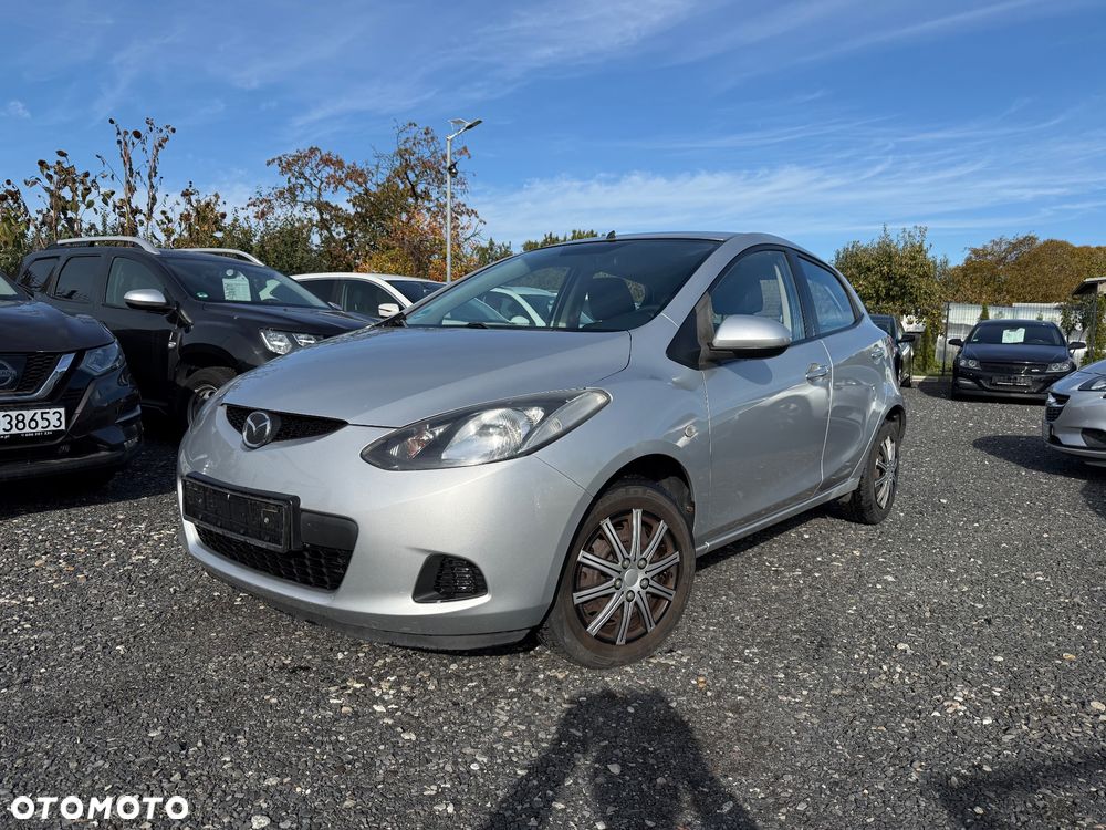 Mazda 2 - 4