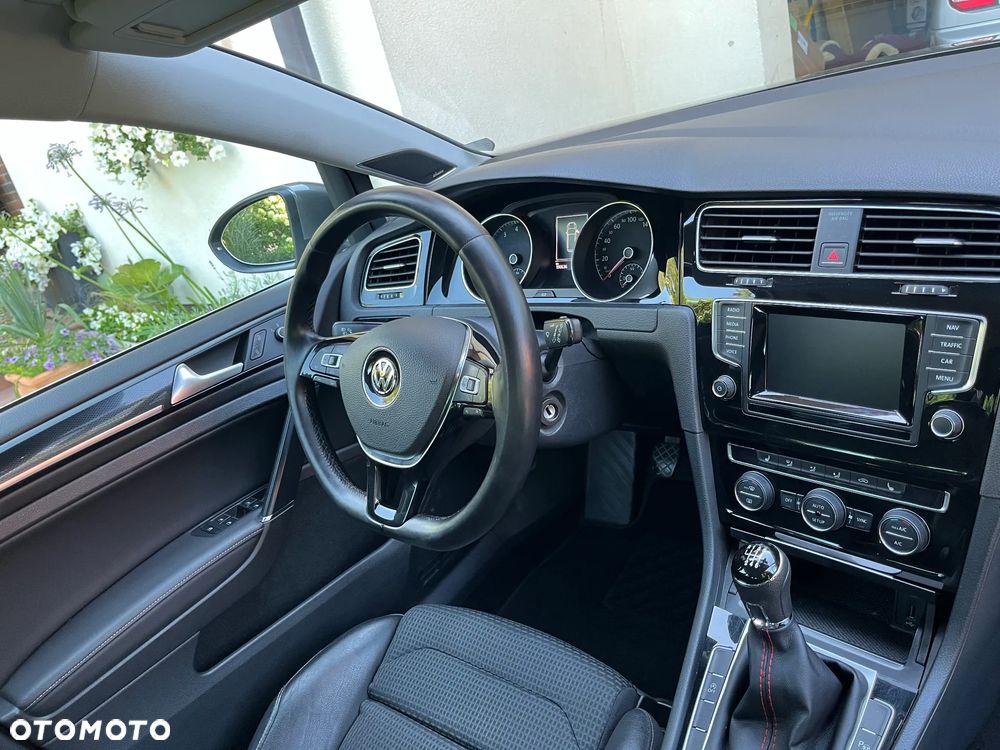 Volkswagen Golf 1.4 TSI Highline - 6