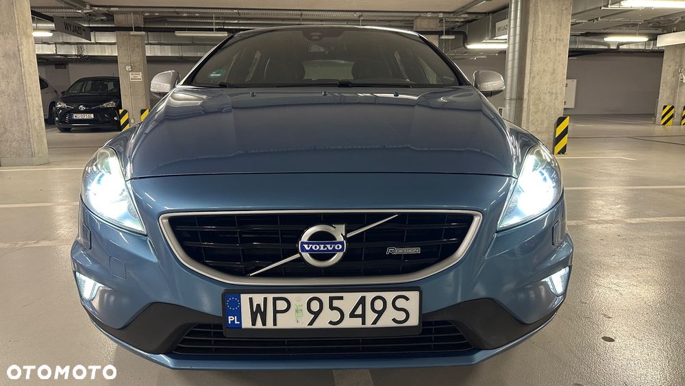Volvo V40 D4 Drive-E R-Design Summum - 32