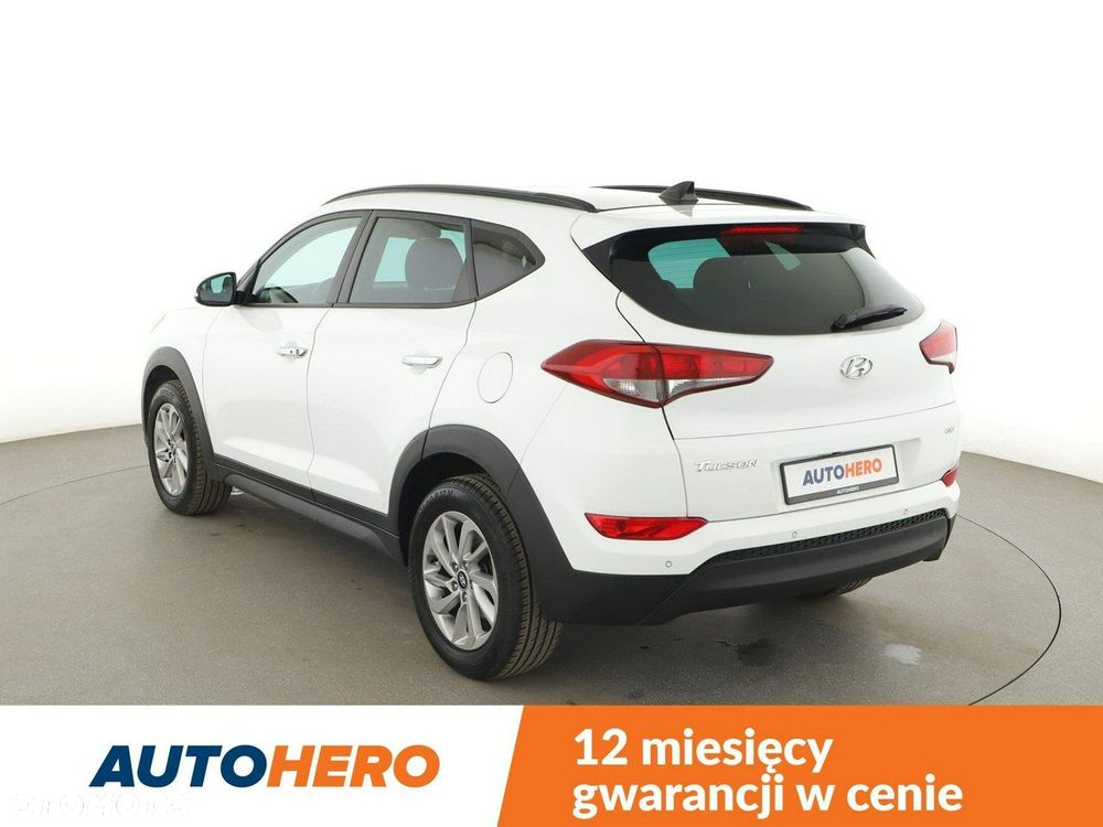 Hyundai Tucson 1.7 CRDI BlueDrive Style 2WD - 5