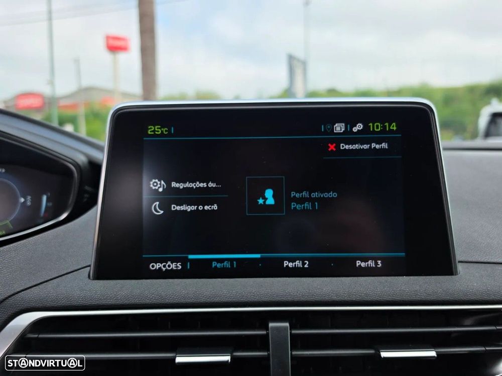 Peugeot 3008 1.6 Hybrid4 GT e-EAT8 - 26