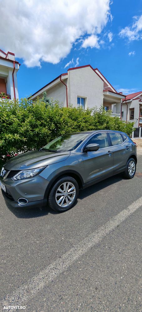 Nissan Qashqai 1.6 DCI Xtronic N-Connecta - 4