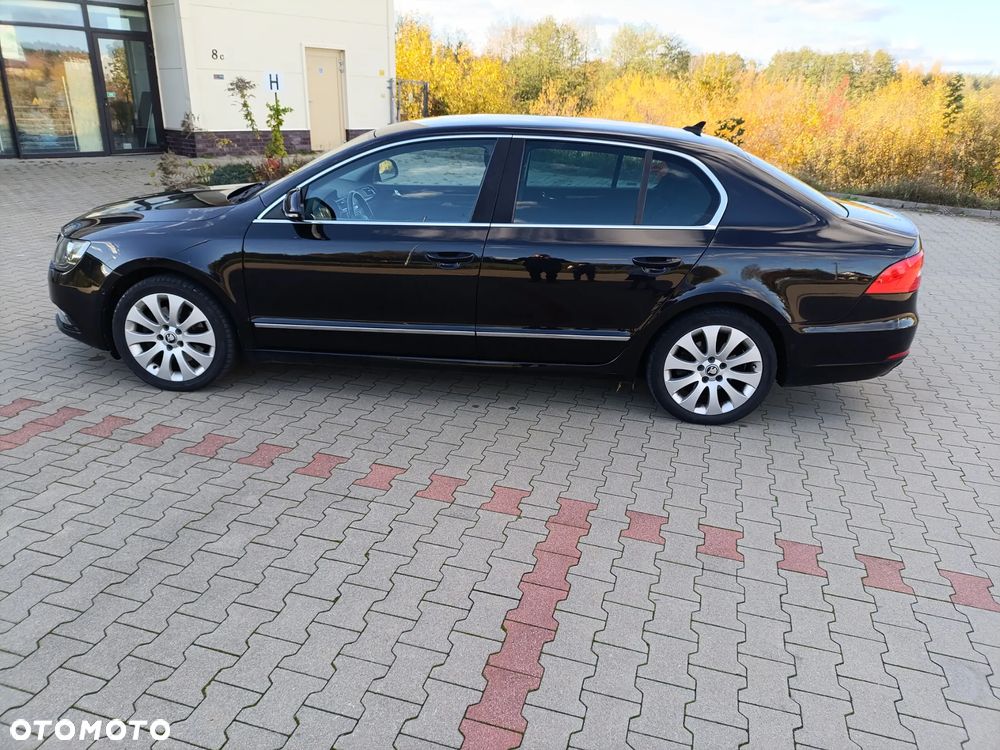 Skoda Superb 2.0 TDI Elegance - 16
