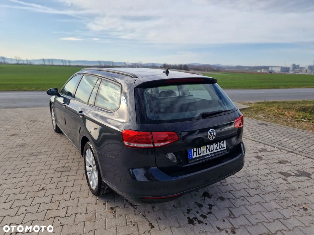 Volkswagen Passat Variant ver-variant-1-6-tdi-bluemotion-technology-dsg-comfortline - 14