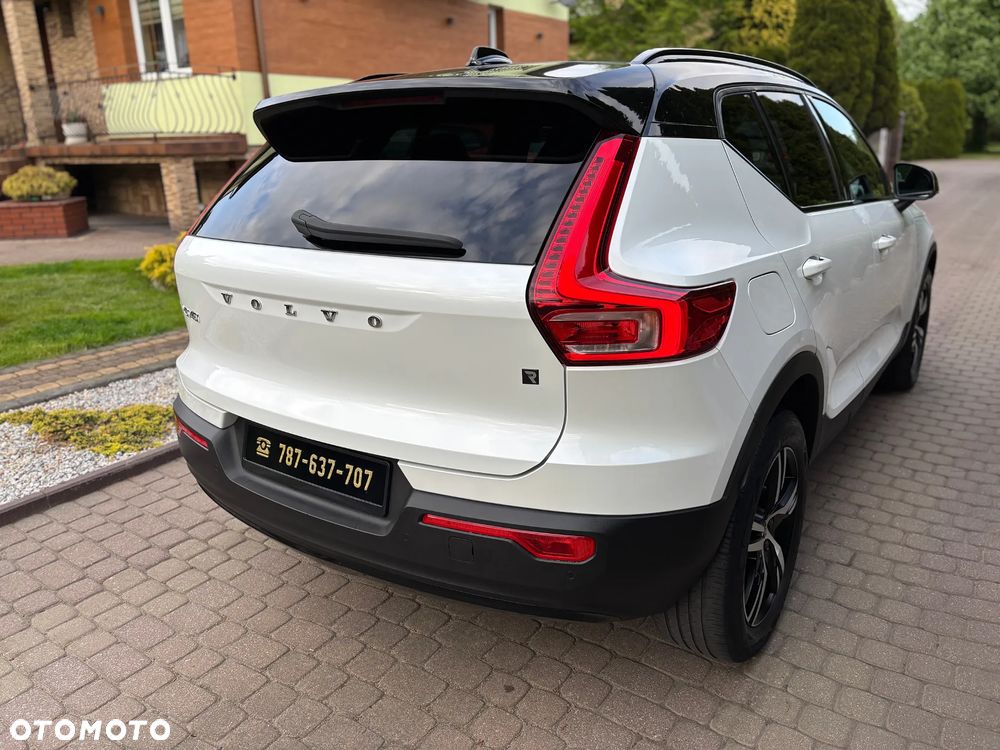 Volvo XC 40 D3 R-Design - 2