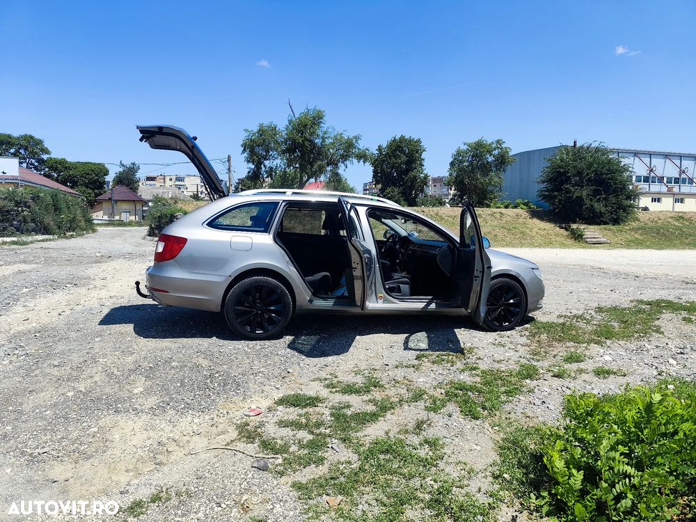 Skoda Superb 2.0 TDI Elegance 4x4 - 3