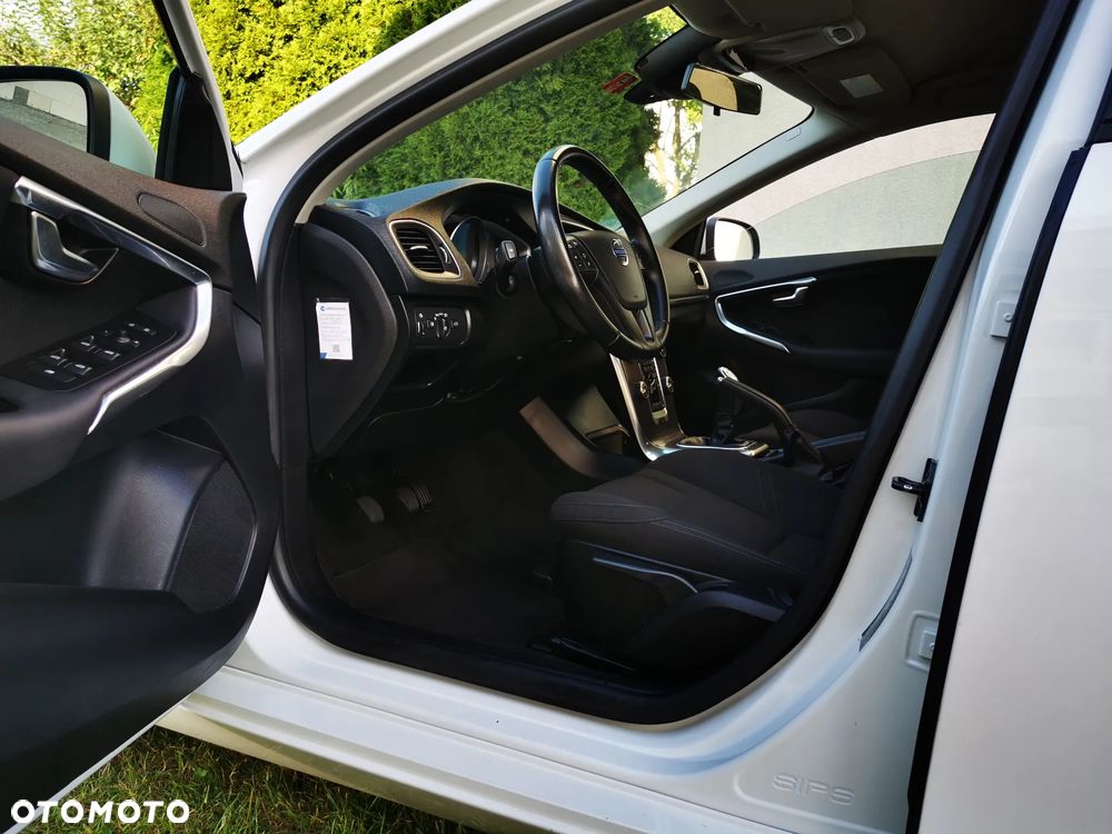 Volvo V40 - 12