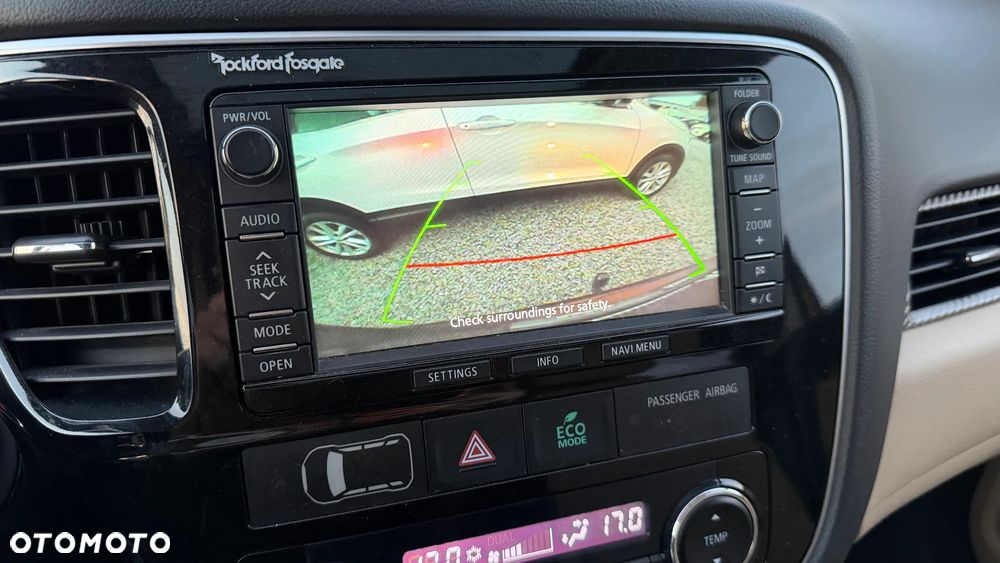Mitsubishi Outlander 2.2 DI-D 4WD Instyle - 28