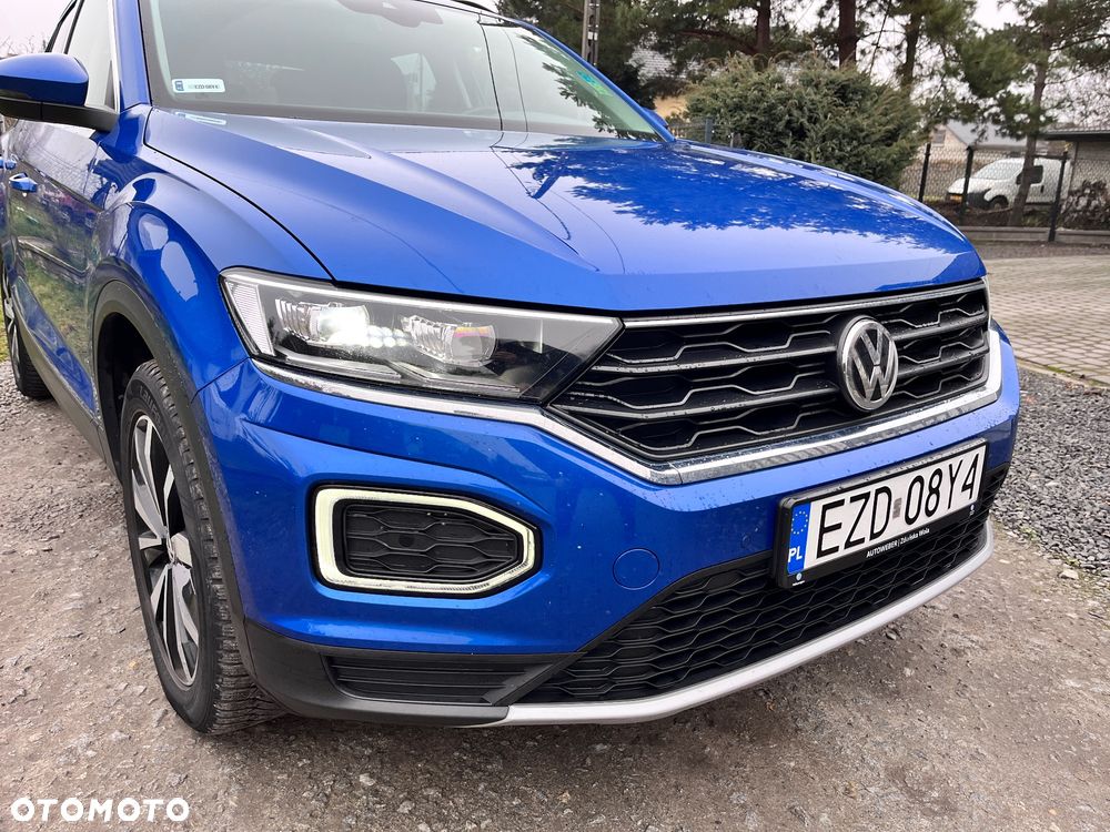 Volkswagen T-Roc ver-1-5-tsi-gpf-act-advance-dsg - 3