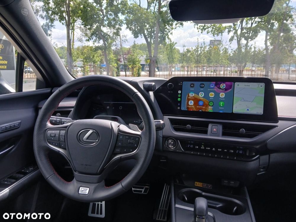 Lexus UX 300h F Sport AWD - 5
