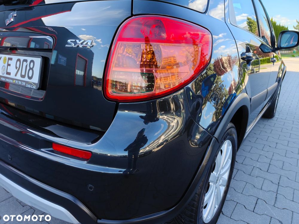 Suzuki SX4 1.6 VVT 4x2 Comfort - 18