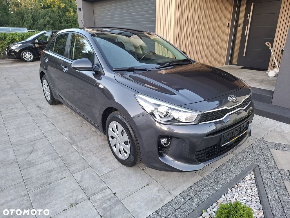 Kia Rio - 1