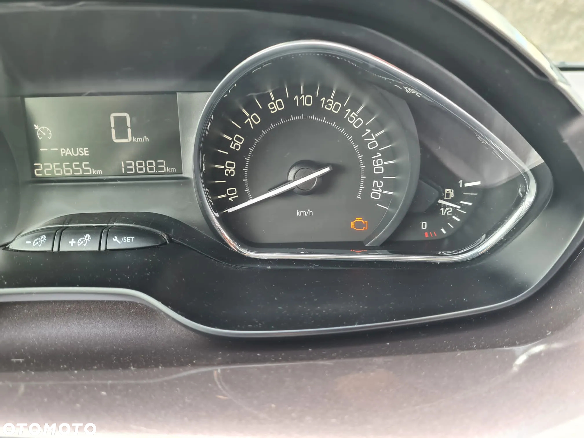Peugeot 2008 1.6 VTi Active - 12