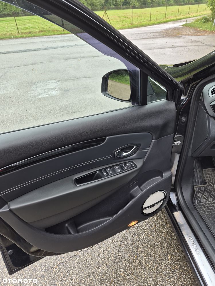 Renault Grand Scenic - 13