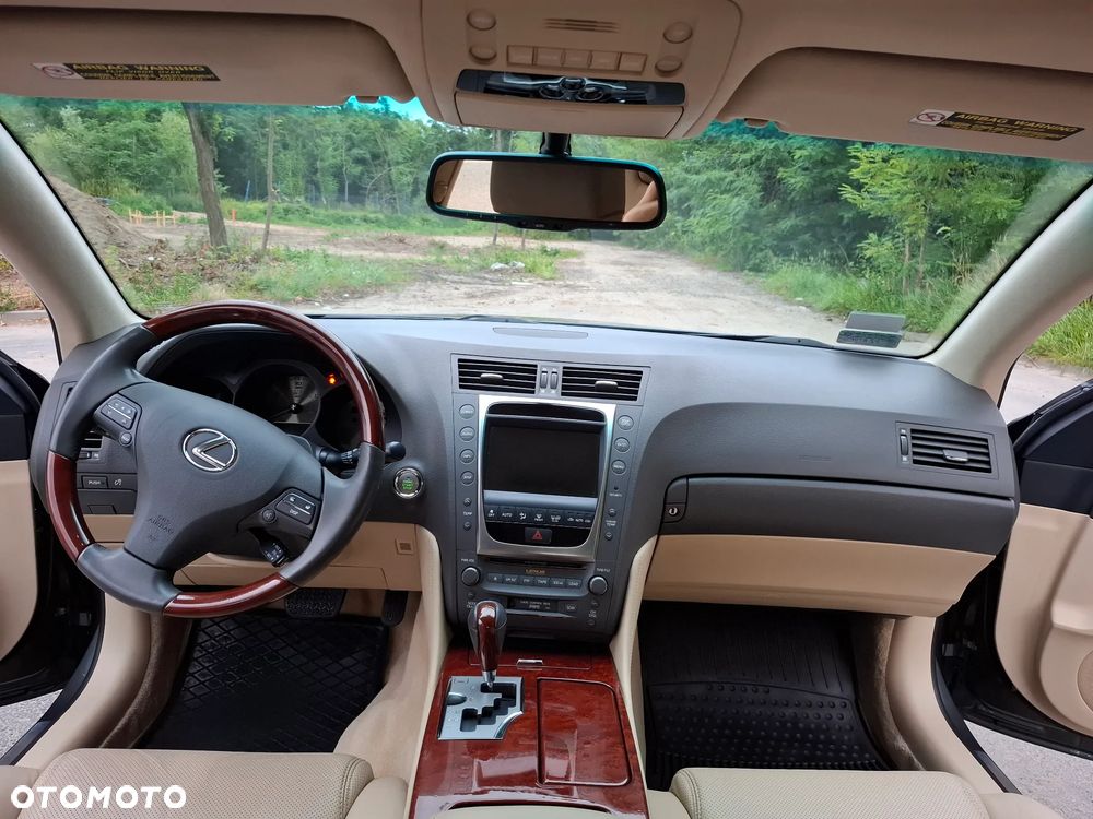 Lexus GS - 18