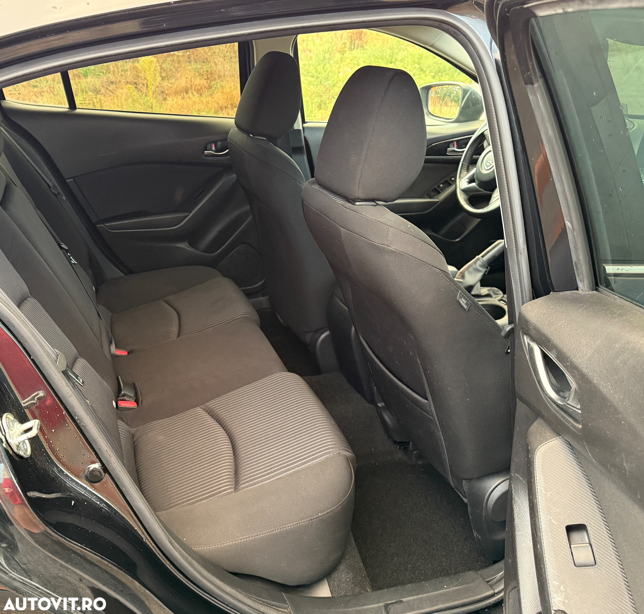 Mazda 3 SKYACTIV-G 120 NAKAMA - 8