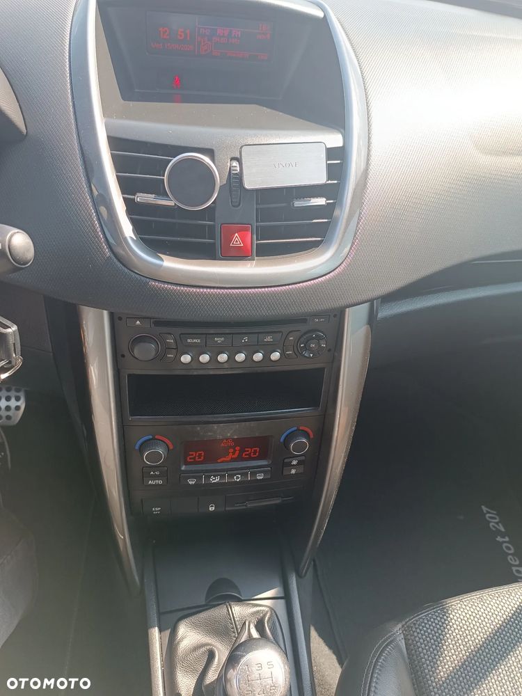 Peugeot 207 1.6 HDi Trendy Euro5 - 21