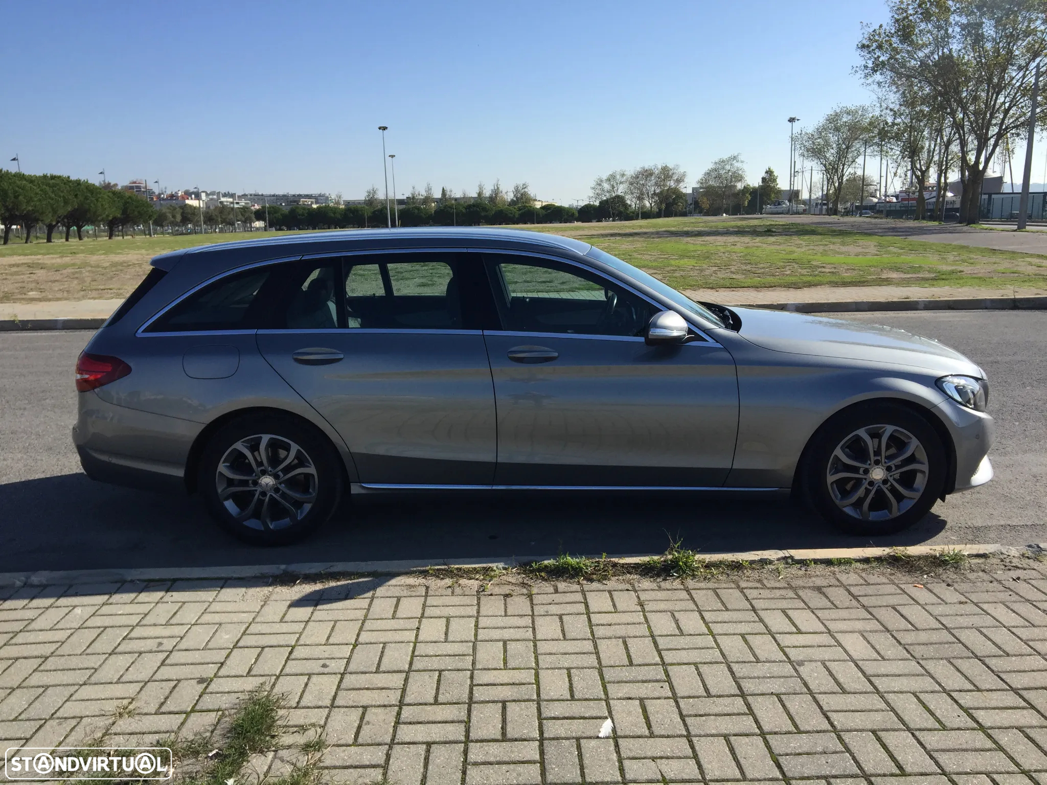 Mercedes-Benz C 200 (BlueTEC) d Station 7G-TRONIC Avantgarde - 7