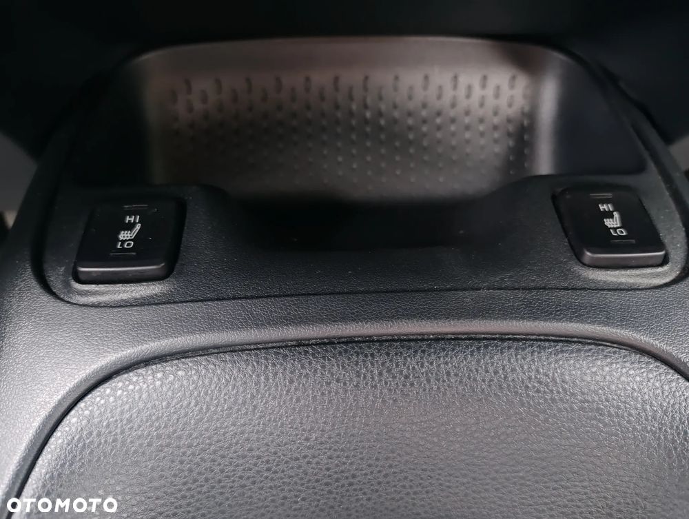 Toyota Corolla 1.5 Comfort - 17