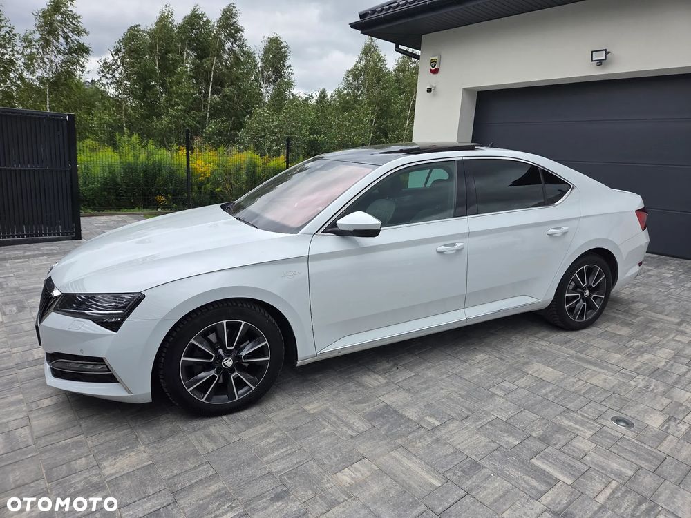Skoda Superb 2.0 TDI SCR 4x4 L&K DSG - 20