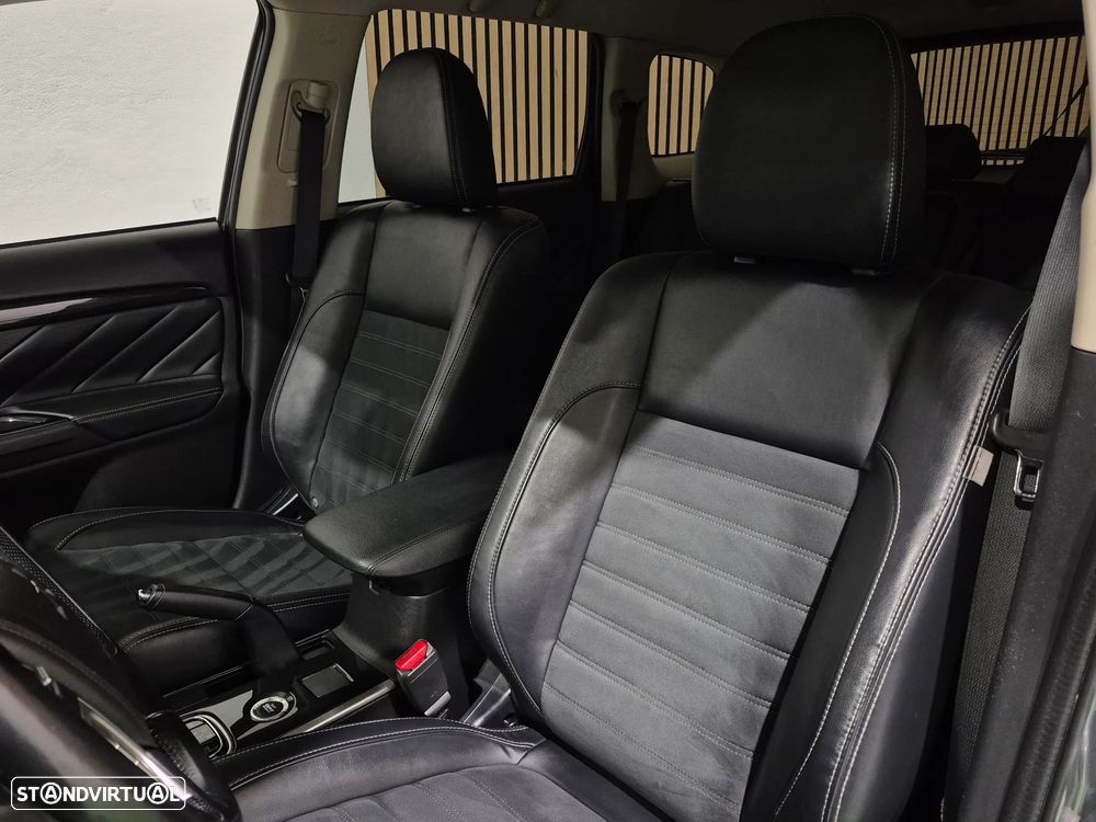 Mitsubishi Outlander 2.0 Intense Navi - 12