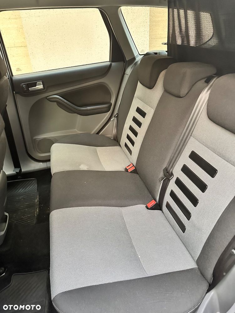 Ford Focus - 14