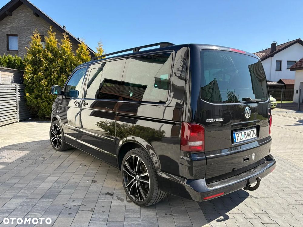 Volkswagen Multivan - 7