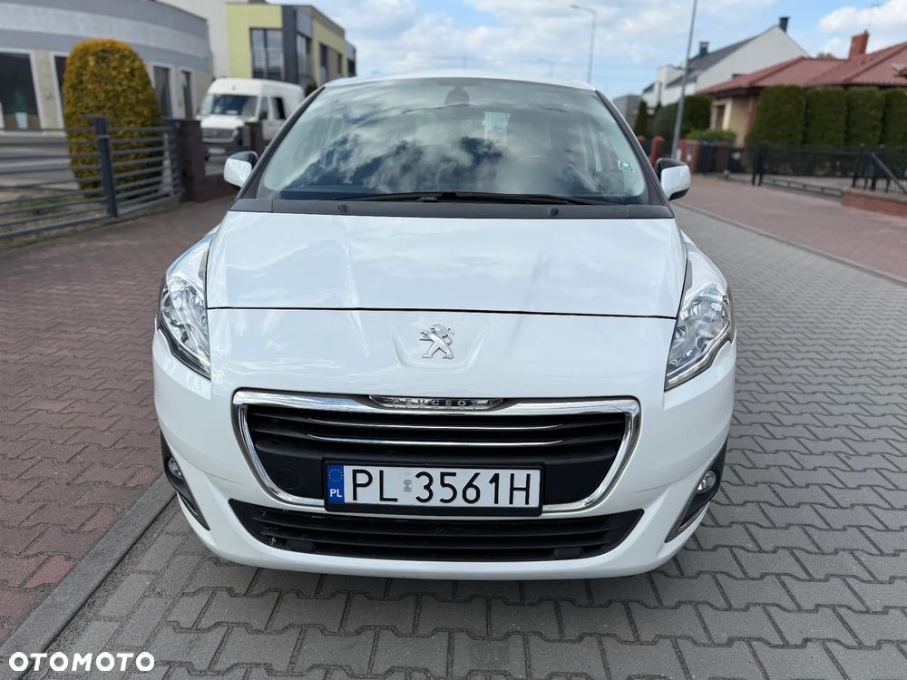 Peugeot 5008 - 24
