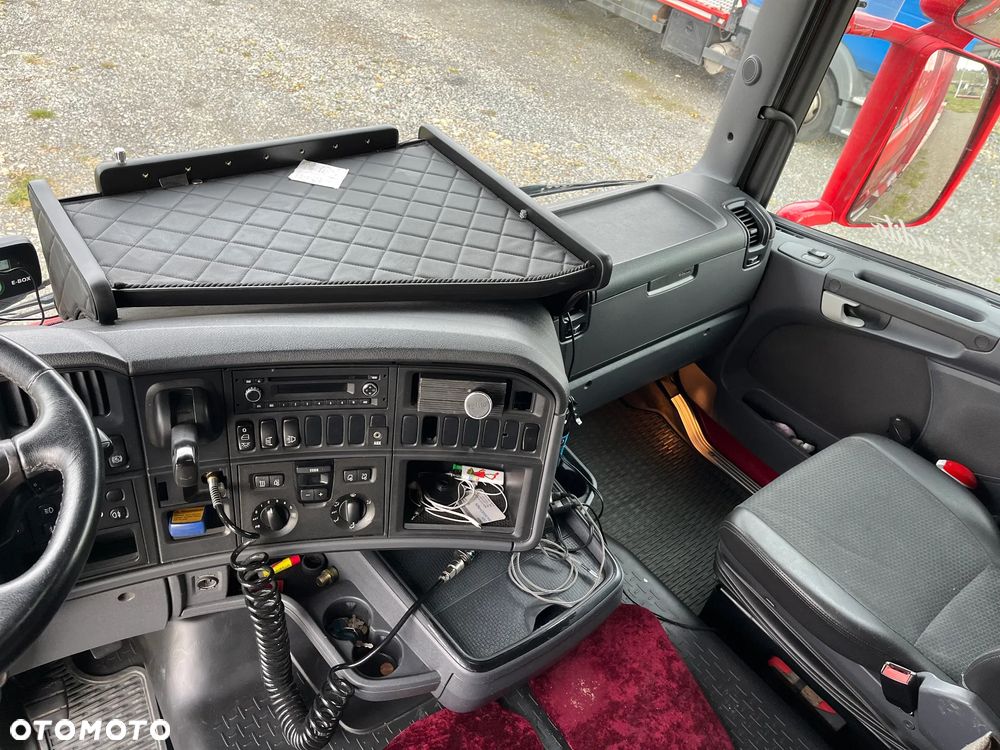 Scania 420R - 18