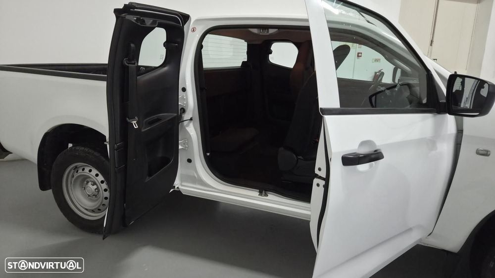 Isuzu D-Max Cab Longa 4X4 LW - 16