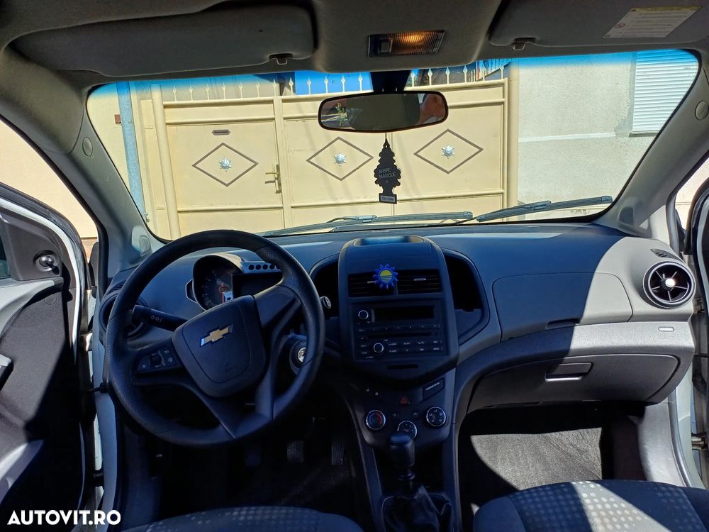 Chevrolet Aveo 1.2 LS - 16