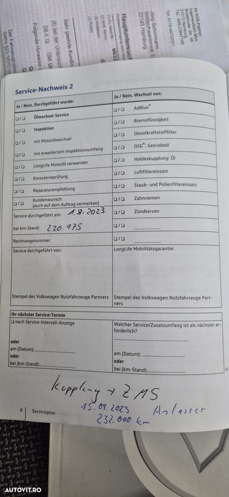 Volkswagen Caravelle - 33