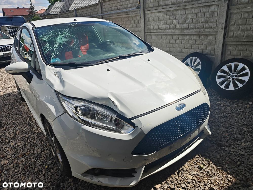 Ford Fiesta 1.6 EcoBoost ST - 1