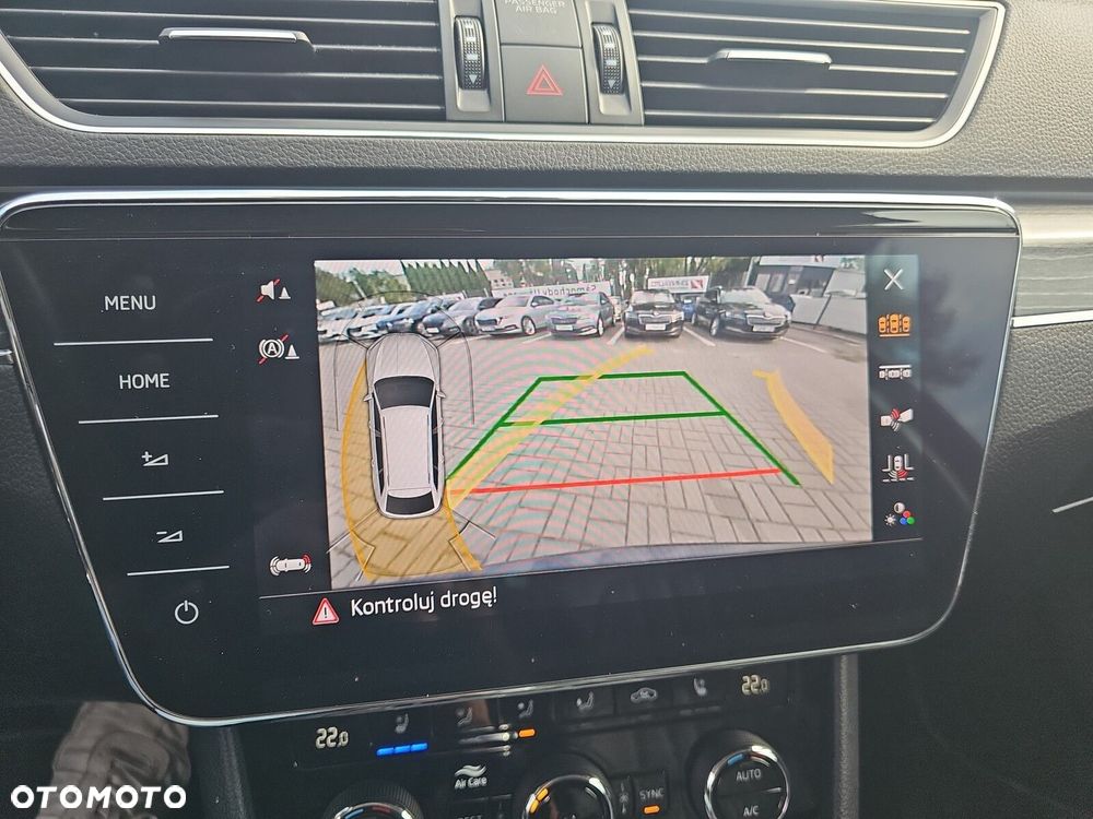 Skoda Superb 2.0 TDI SCR Style DSG - 27