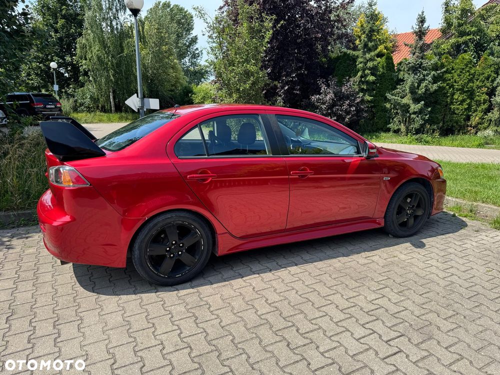 Mitsubishi Lancer - 11