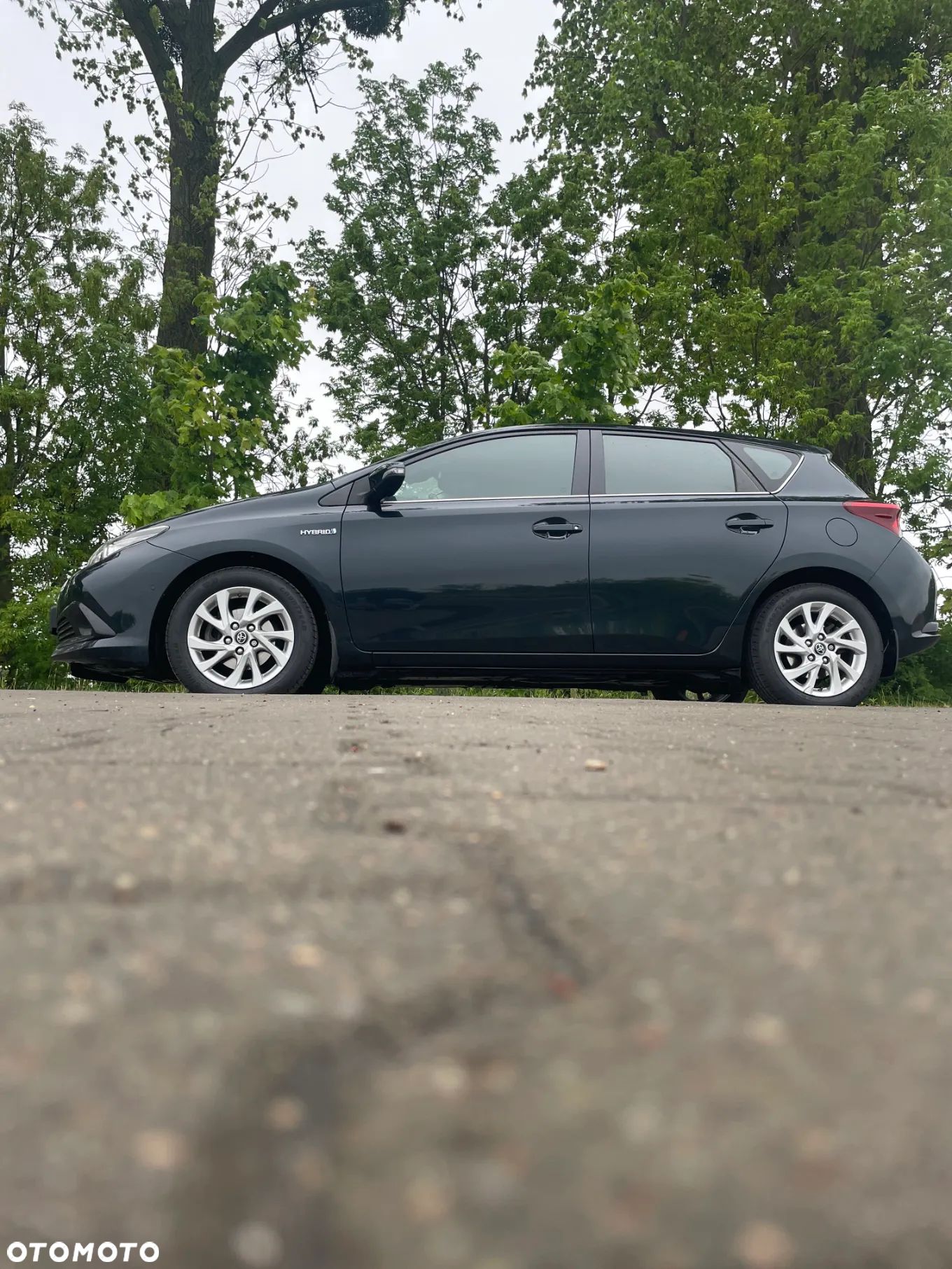 Toyota Auris Hybrid 135 Premium - 1