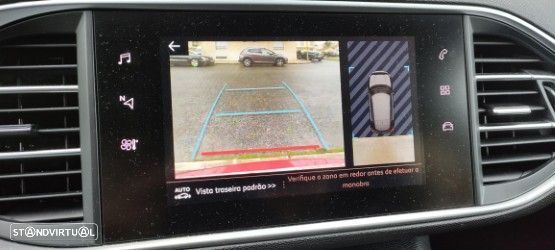 Peugeot 308 1.2 PureTech Allure EAT8 - 7