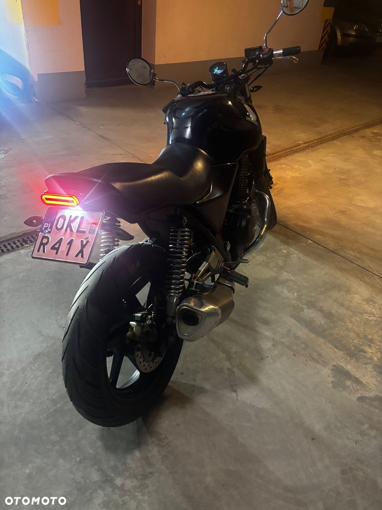 Honda CB - 3