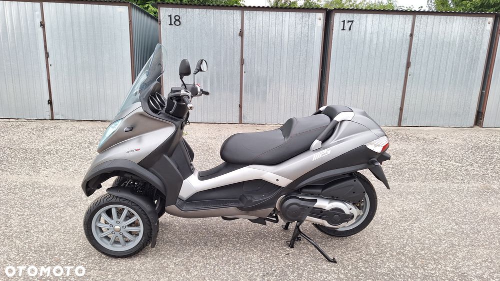Piaggio MP-3 - 3