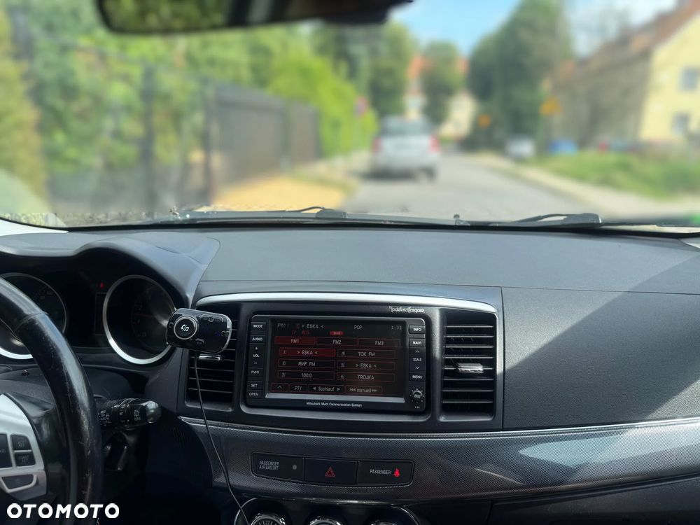 Mitsubishi Lancer - 8