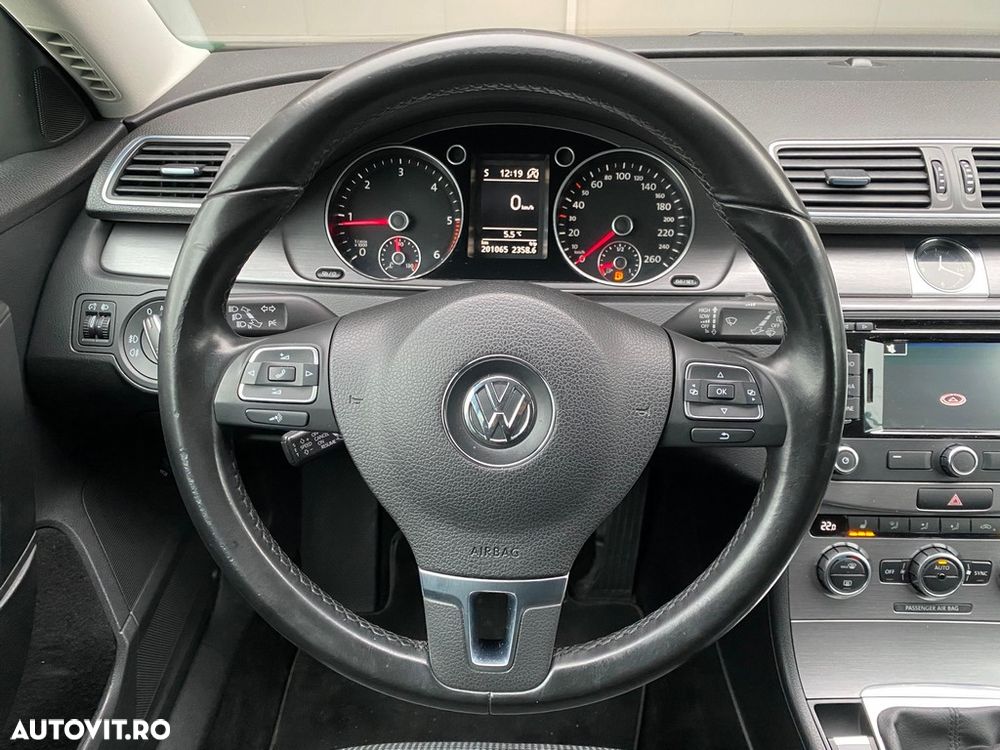 Volkswagen Passat Variant 2.0 Blue TDI SCR Business Edition - 16