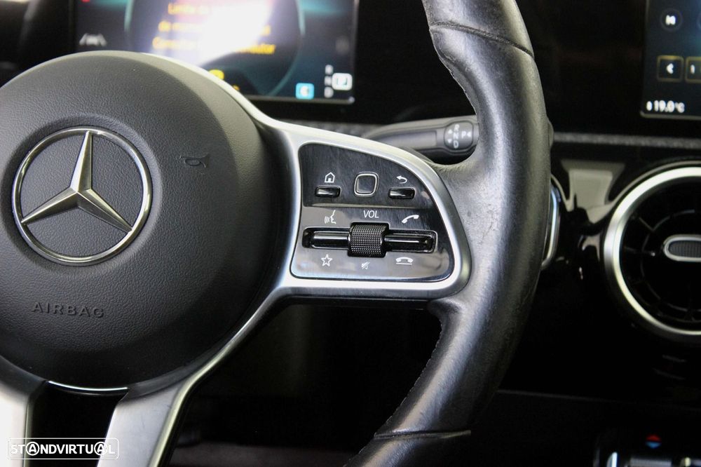 Mercedes-Benz CLA 180 d Shooting Brake Business Solutions Aut. - 16